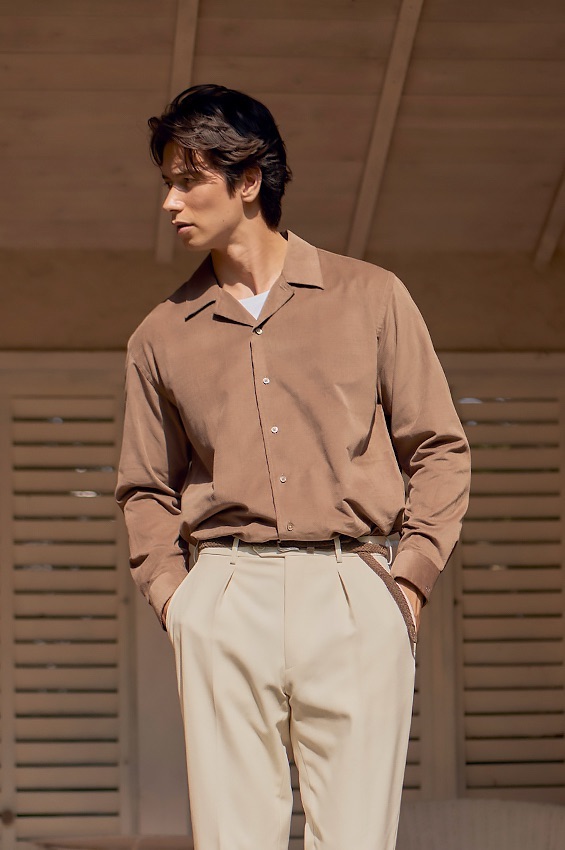 オープンカラーシャツ